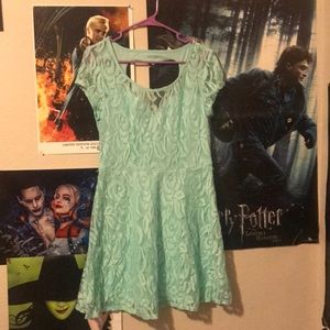 Simple short mint green casual dress